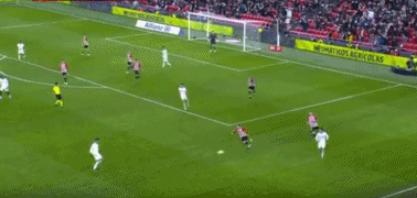 欧冠战报：孔德双响，克瑙夫破门，巴塞罗那2-1法兰克福